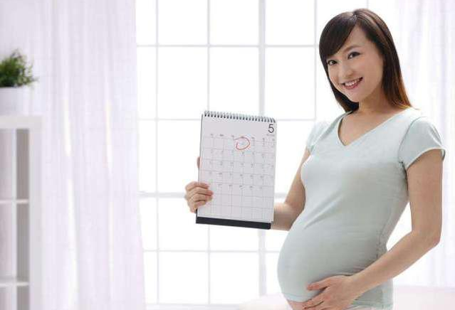 胎兒入盆體驗(yàn)，有孕媽說(shuō)像一個(gè)東西突然下落，還有孕媽說(shuō)沒(méi)感覺(jué)