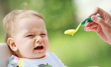 小孩子從不愛(ài)吃飯，到頓頓吃的香吃的飽，全因媽媽用了這個(gè)辦法